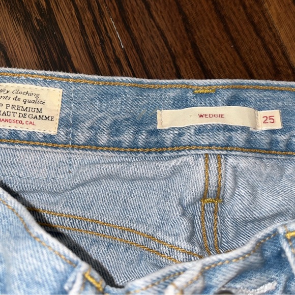 Wedgie Levi blue jeans - Picture 2 of 3